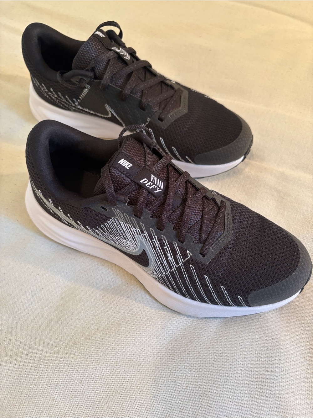 Nike Women’s Black & White Running Shoes - Breathable Training Sneakers